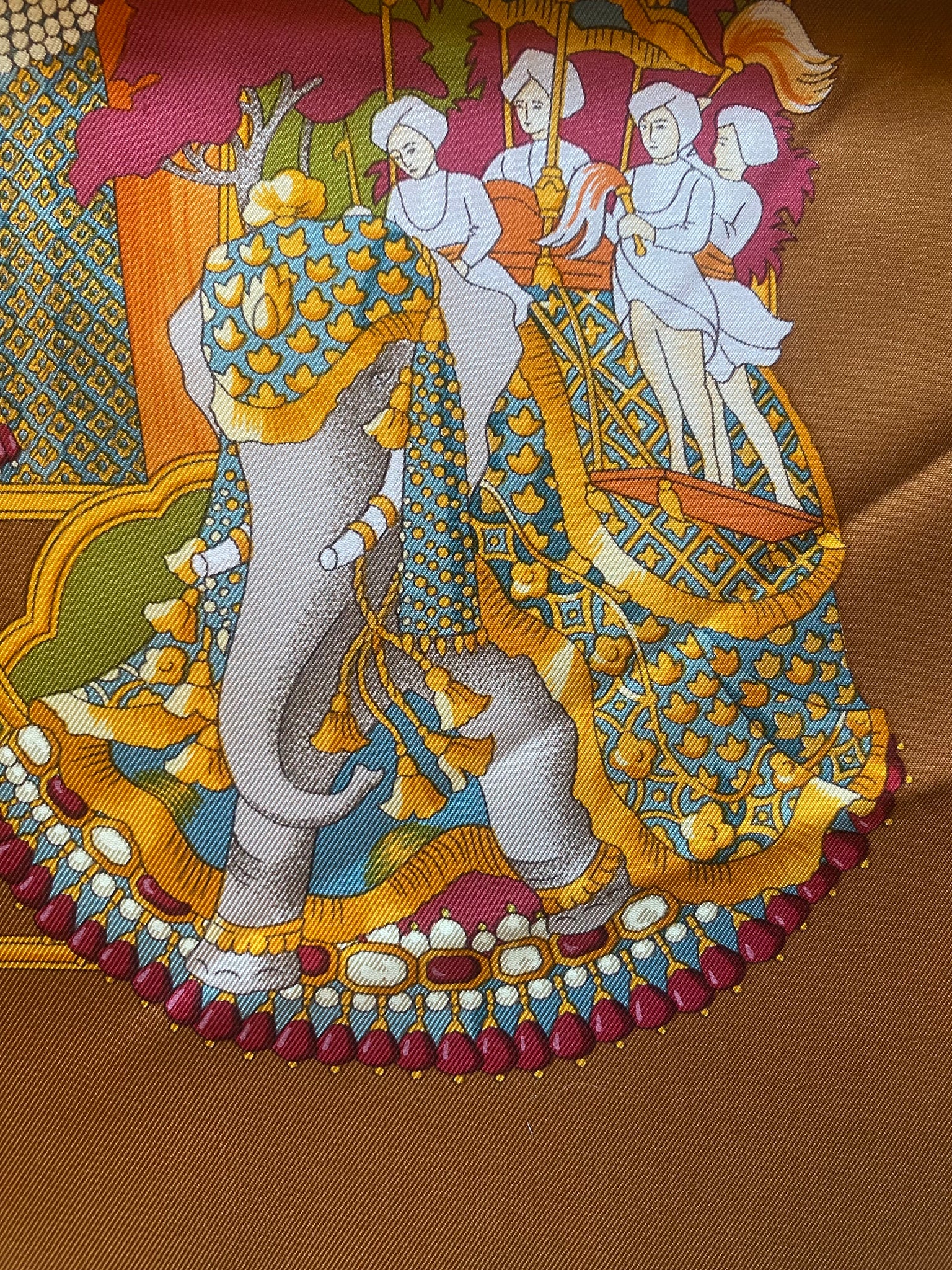 Splendeur des Maharajas I Silk Scarf